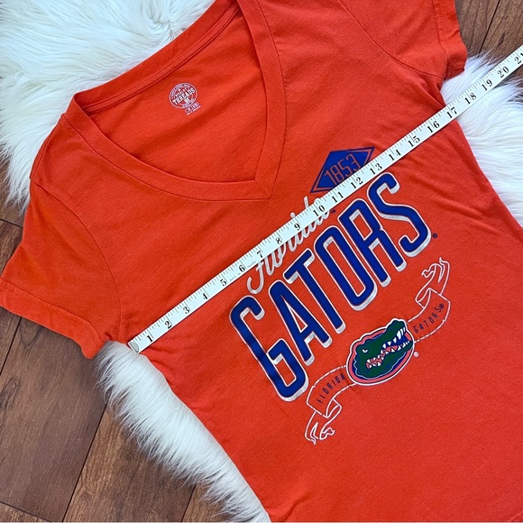 Florida GATORS Orange V-Neck Short Sleeve T-Shirt by Rivalry Threads-Size M - Picture 4 of 7